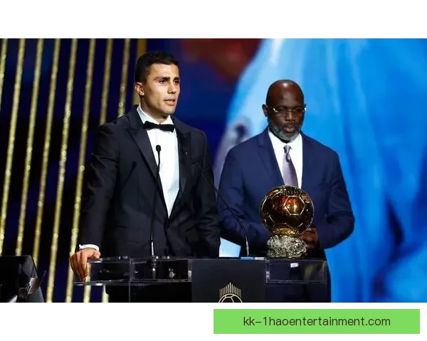 2025金球奖热门球员罗德里引领中场革新与球队新辉煌