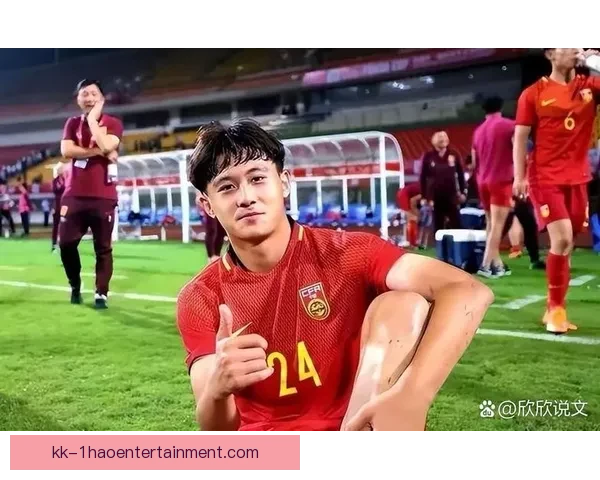 中国男足在2026年世预赛前夕宣布新归化球员 备战关键阶段目标明确